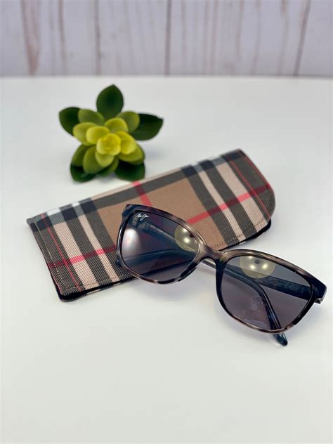 burberry sunglass case uk